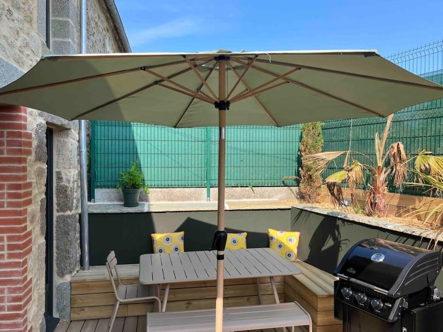Douceur De Vivre En Bord De Mer - Jacuzzi Et Cheminee Saint-Coulomb Esterno foto